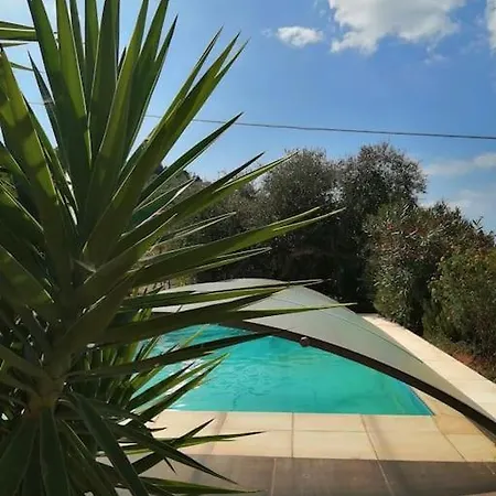 Lazzarini Imperia Franco In Con Piscina Condivisa Dom wakacyjny