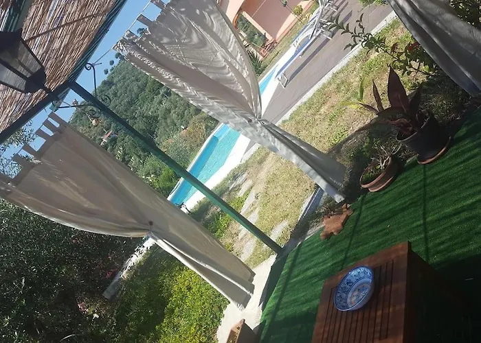 Lazzarini Imperia Franco In Con Piscina Condivisa Gorleri