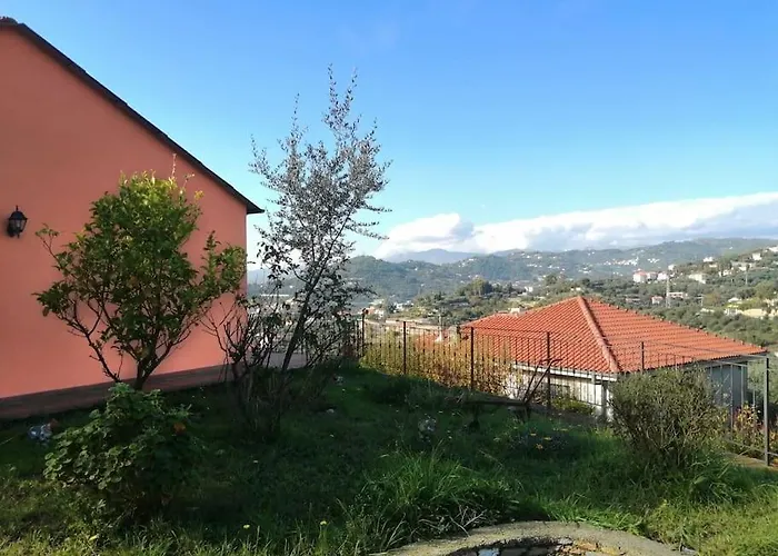 Lazzarini Imperia Franco In Con Piscina Condivisa Semesterbostad